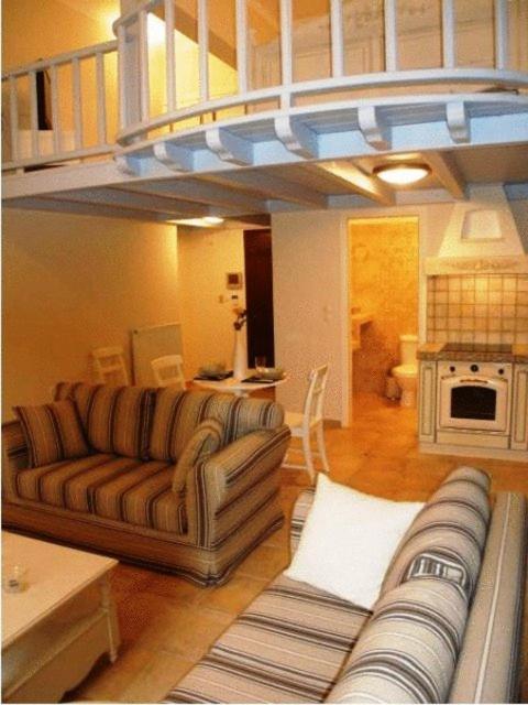 Giogarakis Suites Eleonas Room photo